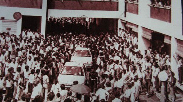 Hành trình vụt sáng rồi tắt lịm của hãng xe hơi quốc dân Malaysia Proton: Năm đầu tiên ai muốn mua phải đăng ký chờ 4 tháng, đến khi chính phủ mở cửa cho xe nhập khẩu phải vội bán mình