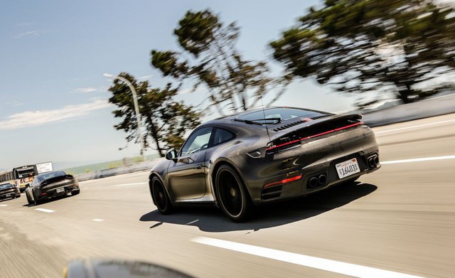 Porsche chốt lịch ra mắt 911 mới ngay tháng sau - Ảnh 16.