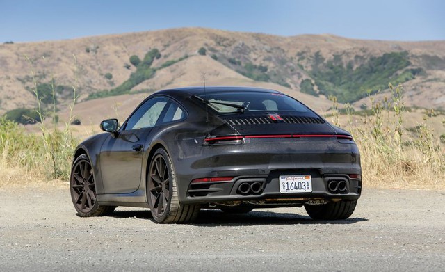 Porsche chốt lịch ra mắt 911 mới ngay tháng sau - Ảnh 9.