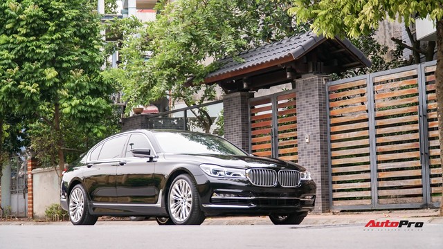 Siêu hiếm: BMW 750 Li 2016 đầu tiên và duy nhất trên thị trường xe cũ Việt Nam - Ảnh 24.