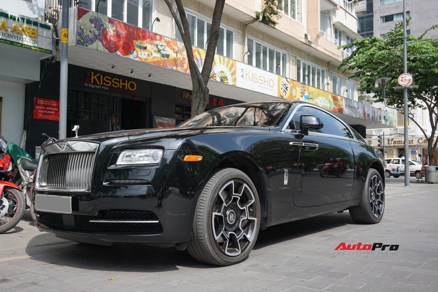 Đại gia Sài Thành độ Rolls-Royce Wraith phiên bản thể thao - Ảnh 1.