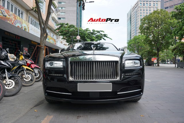 Đại gia Sài Thành độ Rolls-Royce Wraith phiên bản thể thao - Ảnh 3.