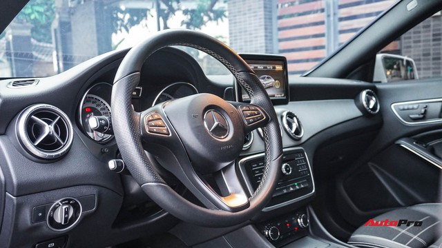 Mercedes-Benz CLA 200 bán lại rẻ như Toyota Altis mua mới - Ảnh 8.