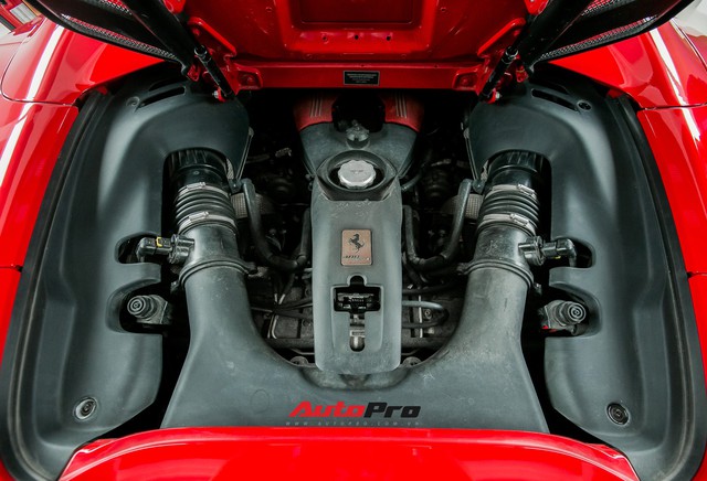 Siêu xe Ferrari 488 Spider được YouTuber nổi tiếng NTN mua thử có gì đặc biệt? - Ảnh 9.