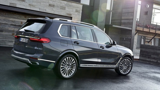 BMW chốt giá X7: Vẫn rẻ hơn 8-Series nhiều