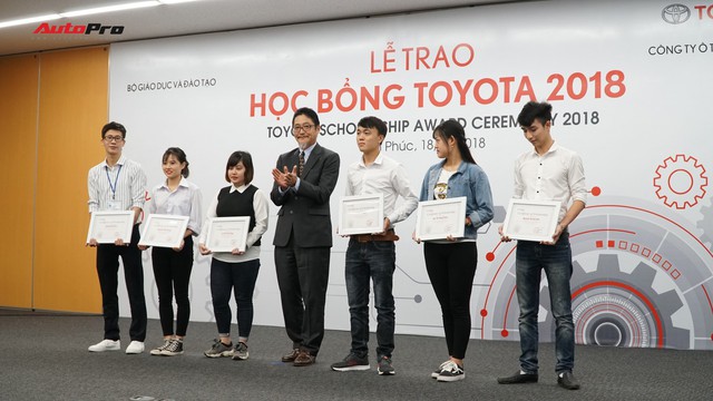 Toyota chọn lựa nhiều sinh viên giỏi để trao đổi bí quyết kinh doanh - Ảnh 4.