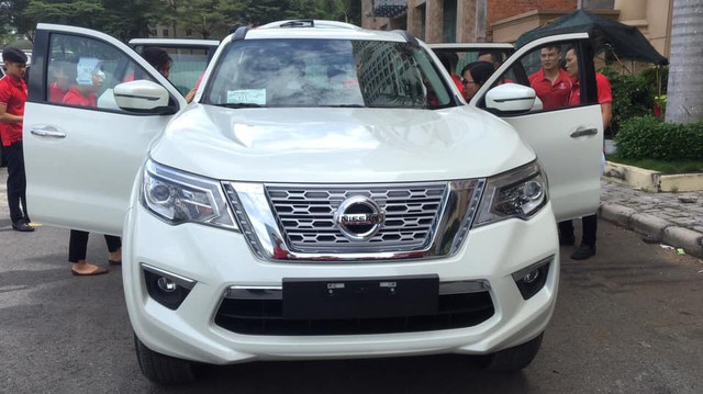 SUV 7 chỗ Nissan Terra lộ ảnh nóng tại Việt Nam, cạnh tranh Toyota Fortuner
