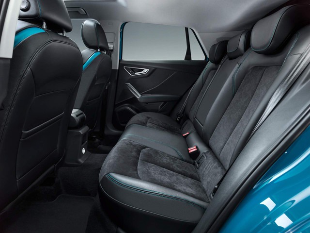 Audi Q2 L cho thấy xu hướng kéo dài trục cơ sở tại Trung Quốc đang vượt ngoài tầm kiểm soát - Ảnh 3. Audi Q2 L cho thấy xu hướng kéo dài trục cơ sở tại Trung Quốc đang vượt ngoài tầm kiểm soát - Ảnh 3.