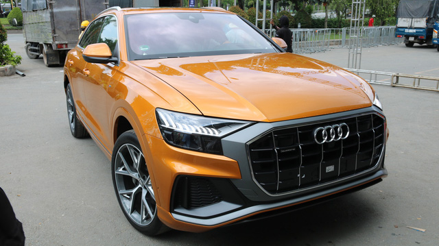 SUV cỡ lớn Audi Q8 lộ diện tại SECC trước thềm Triển lãm Ô tô Việt Nam 2018