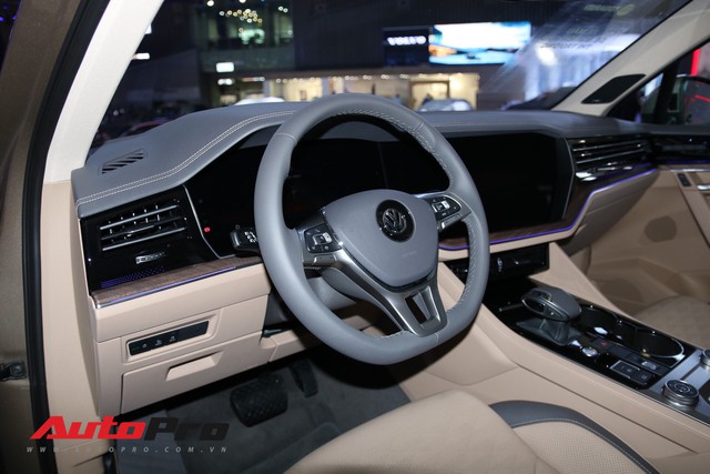 Chi tiết Volkswagen Touareg 2019 vừa ra mắt tại Triển lãm Ô tô Việt Nam 2018 - Ảnh 12.