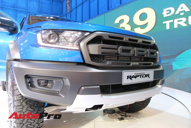 Cận cảnh Ford Ranger Raptor - Bán tải hiệu suất cao hứa hẹn khuấy đảo làng xe Việt - Ảnh 12.