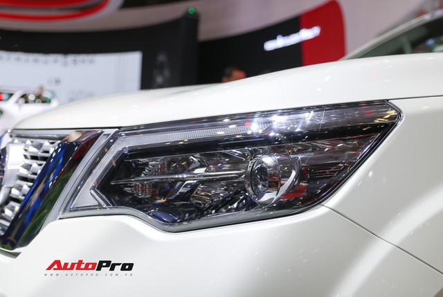 Cận cảnh Nissan Terra - SUV 7 chỗ tham vọng soán ngôi Toyota Fortuner tại Triển lãm Ô tô Việt Nam 2018 - Ảnh 6.