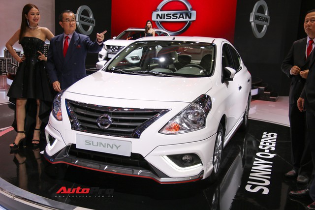 Cận cảnh Nissan Sunny facelift 2018 hứa hẹn đe dọa doanh số Toyota Vios trong nay mai - Ảnh 2.
