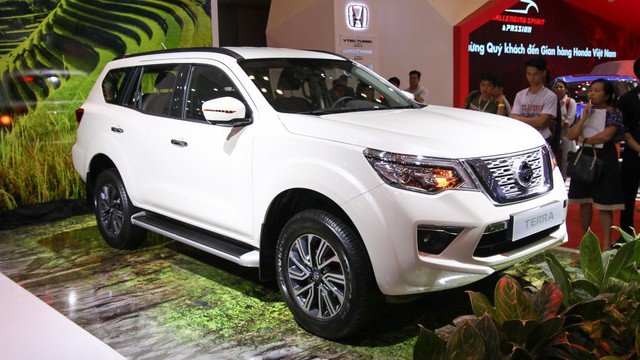 Nissan Terra ra mắt Việt Nam, đấu Toyota Fortuner nhưng chưa có giá chính thức