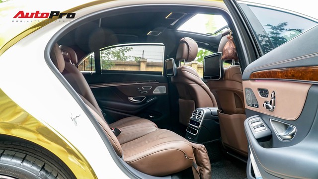 Mercedes-Benz S400 độ phong cách nhà giàu Dubai bất ngờ xuất hiện tại Hà Nội - Ảnh 14.
