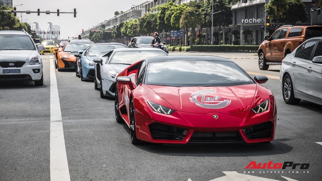 Đây là những hình ảnh cho thấy Cường Đô-la vẫn là người được lòng giới siêu xe nhất tại Việt Nam - Ảnh 14. Đây là những hình ảnh cho thấy Cường Đô-la vẫn là người được lòng giới siêu xe nhất tại Việt Nam - Ảnh 14.