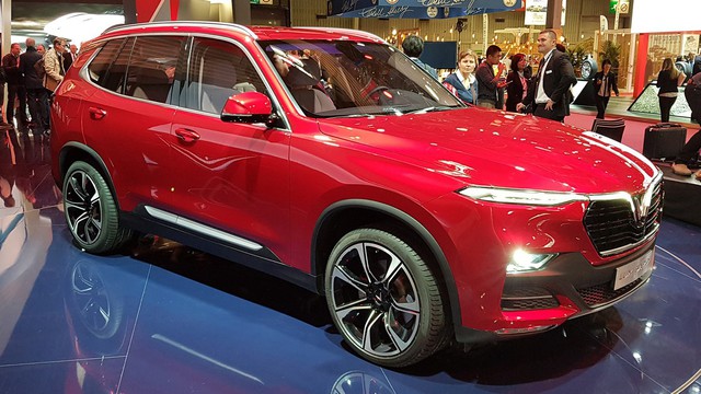 Hàng ghế thứ 3 tiết lộ VinFast LUX SA2.0 không phải SUV 7 chỗ thực sự