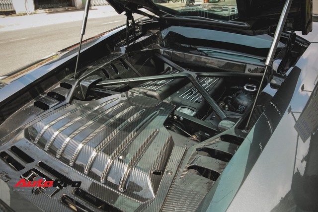 Lamborghini Huracan được khoác lớp decal mới cùng gói độ khủng của đại gia Bạc Liêu - Ảnh 11.