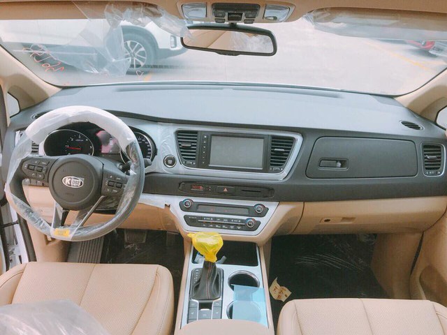 Kia Sedona mới chốt lịch ra mắt tại Việt Nam, đại lý báo giá cao nhất gần 1,43 tỷ đồng - Ảnh 8. Kia Sedona mới chốt lịch ra mắt tại Việt Nam, đại lý báo giá cao nhất gần 1,43 tỷ đồng - Ảnh 8.