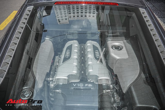 Audi R8 V10 số sàn - Siêu xe độc nhất Việt Nam và khó có chiếc thứ 2 - Ảnh 15. Audi R8 V10 số sàn - Siêu xe độc nhất Việt Nam và khó có chiếc thứ 2 - Ảnh 15.