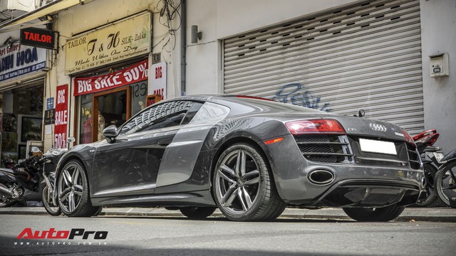 Audi R8 V10 số sàn - Siêu xe độc nhất Việt Nam và khó có chiếc thứ 2 - Ảnh 17.