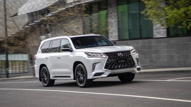 Lexus sắp ra mắt xe 7 chỗ mới, thay máu đội hình SUV để đuổi theo bộ 3 ông lớn nước Đức