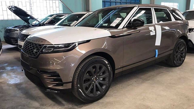 Range Rover Velar 2018 chính hãng “ngập kho” với đa dạng phiên bản