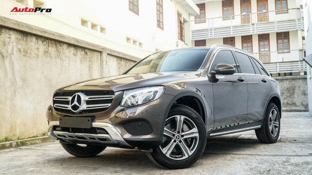 Đại gia Hà thành bỏ gần 300 triệu chỉ để trải nghiệm Mercedes-Benz GLC màu hiếm - Ảnh 3.
