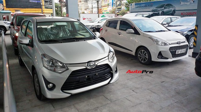 Toyota Wigo bán vượt Hyundai Grand i10 - Tân binh vươn thành vua phân khúc và lời đe doạ từ xe Nhật tới xe Hàn
