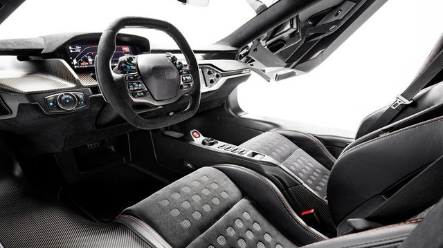 Sợ mùi xe mới? - Đây là cách Ford triệt tiêu nỗi ám ảnh của người dùng