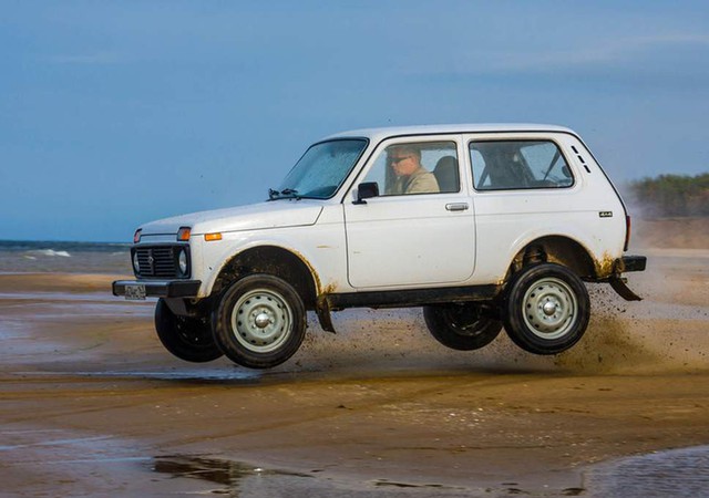 10 xe nhỏ nhưng có võ: Offroad như SUV cỡ lớn - Ảnh 4. 10 xe nhỏ nhưng có võ: Offroad như SUV cỡ lớn - Ảnh 4.