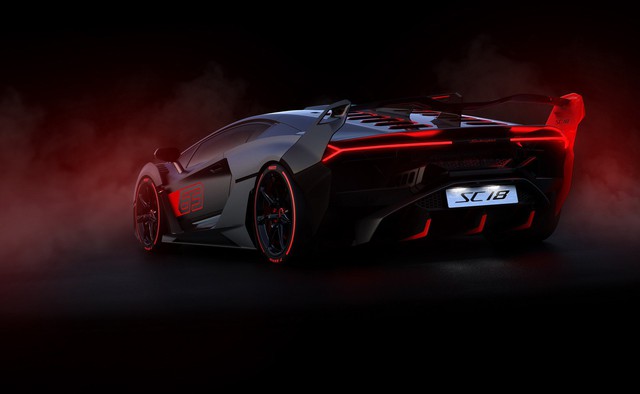 Lamborghini tung 2 phiên bản dị biệt của Urus và Aventador - Ảnh 3.