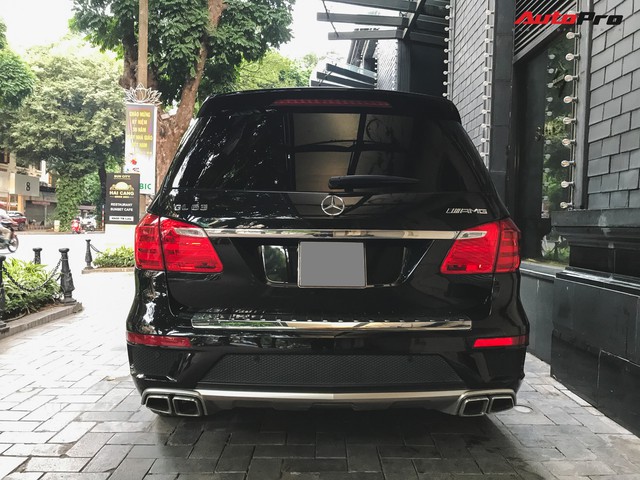 Bắt gặp SUV Mercedes-AMG GL63 duy nhất đang lăn bánh tại Hà Thành - Ảnh 10.