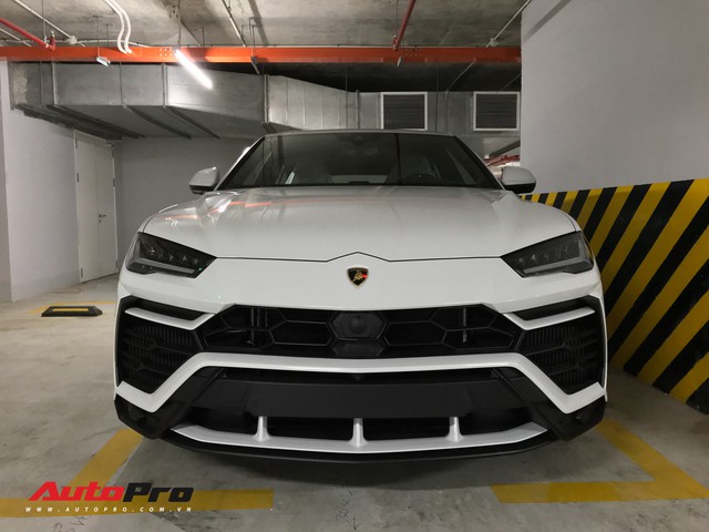 Minh nhựa chính thức tậu Lamborghini Urus về nhà riêng - Ảnh 18.