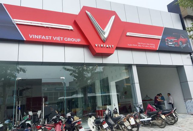Xe máy điện VinFast Klara đã tới đại lý ở Hà Nội - Ảnh 8.