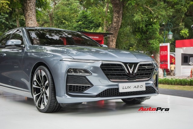 Đánh giá nhanh VinFast Lux A2.0: Sedan hạng E duy nhất Việt Nam có giá dưới 900 triệu đồng - Ảnh 4.