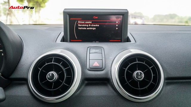 Chỉ đắt hơn Vios 17 triệu đồng, Audi A1 2010 có gì đáng chờ đợi? - Ảnh 11. Chỉ đắt hơn Vios 17 triệu đồng, Audi A1 2010 có gì đáng chờ đợi? - Ảnh 11.