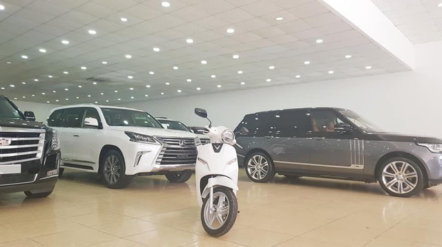 Bán xe thời VinFast: Rao Range Rover, Lexus LX570 tặng ngay xe điện Klara