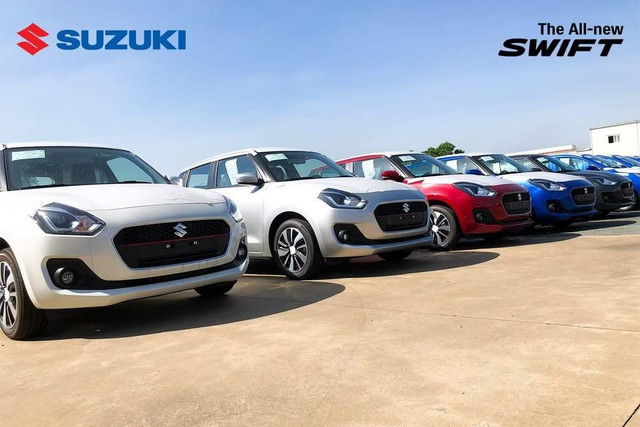Suzuki Swift mới về ngập kho, sẵn sàng bung hàng, giá dự kiến giảm 60 triệu đồng - Ảnh 1.