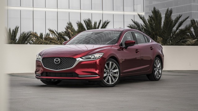 Mazda bất ngờ hé lộ mẫu xe hoàn toàn mới khi chê nhiều đối thủ như "tủ lạnh, không phải xe 4 bánh"