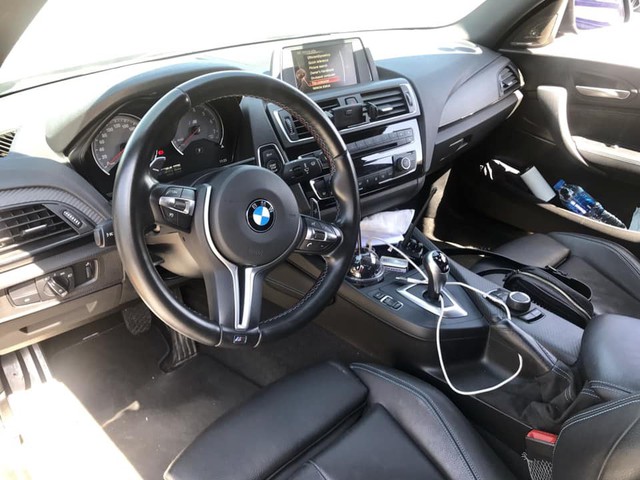 BMW M2 hàng hiếm trên sàn xe cổ giá 2,45 tỷ đồng - Hình 2.