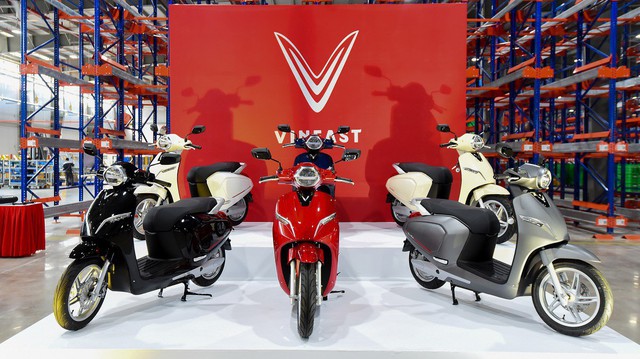 VinFast Klara chốt giá từ 34 triệu đồng, giảm sốc còn từ 21 triệu cho lô đầu tiên