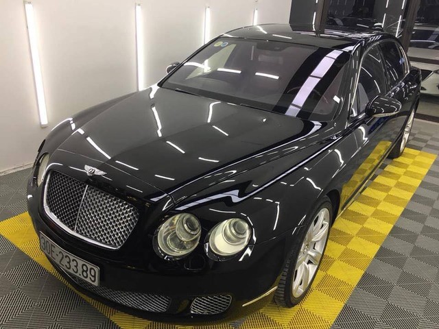 Bentley Continental Flying Spur cũ giá sốc 2 tỷ đồng - Giá hời để làm đại gia? - Ảnh 1.