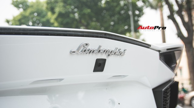 Lamborghini Aventador Roadster từng của Cường Đô-la lạ lẫm sau khi qua tay đại gia Hà thành - Ảnh 13.