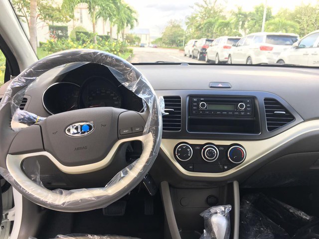 Kia Morning thêm phiên bản số tự động giá rẻ, cạnh tranh Toyota Wigo - Ảnh 3. Kia Morning thêm phiên bản số tự động giá rẻ, cạnh tranh Toyota Wigo - Ảnh 3.