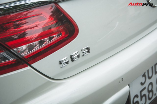 Mercedes-AMG S63 Coupe độc nhất Việt Nam cùng chủ nhân dạo phố Thủ đô - Ảnh 10. Mercedes-AMG S63 Coupe độc nhất Việt Nam cùng chủ nhân dạo phố Thủ đô - Ảnh 10.