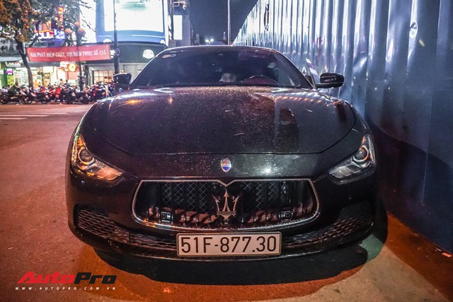 Hồ Ngọc Hà cầm lái Maserati Ghibli S Q4 dạo phố - Ảnh 1.