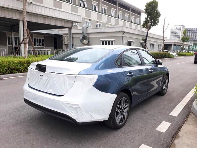 Hot: Kia Cerato 2019 lộ diện với màu sơn mới tại Hà Nội, ra mắt ngay trong tháng 12 - Ảnh 2. Hot: Kia Cerato 2019 lộ diện với màu sơn mới tại Hà Nội, ra mắt ngay trong tháng 12 - Ảnh 2.