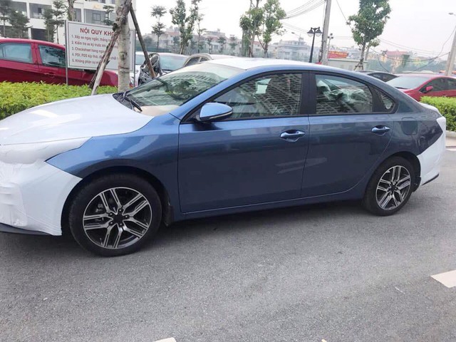 Hot: Kia Cerato 2019 lộ diện với màu sơn mới tại Hà Nội, ra mắt ngay trong tháng 12 - Ảnh 3.