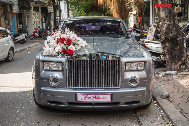 Đám cưới khủng tại Hà Nội: 3 xe Rolls-Royce, 2 siêu xe Lamborghini và Maybach hàng hiếm rước dâu - Ảnh 12.